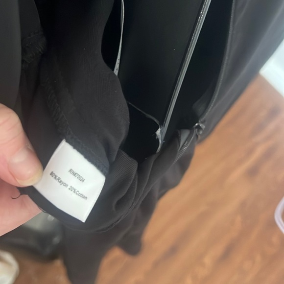 NWT bobiBLACK Los Angeles Wrap Cropped Sleeveless Jumpsuit. Size M - Picture 15 of 15